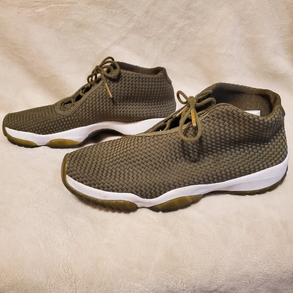 Air Jordan Future 'Iguana Sneakers